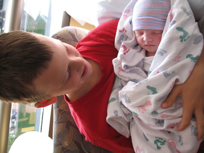 Evya Rose meets the family