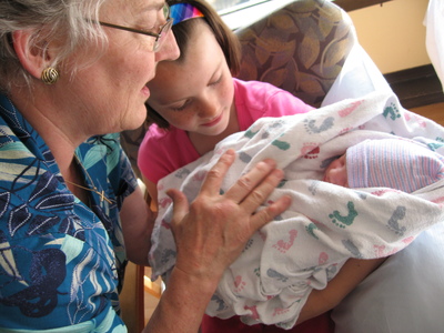 Evya Rose meets the family