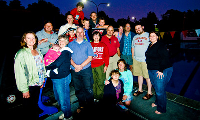 Family picture at MAH's memorial BBQ