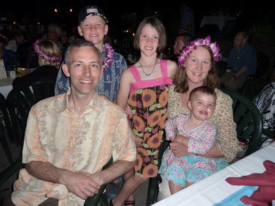 Kona - family picture at luau