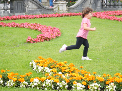 20120623.1627-DSCN0911-Pictures_by_TAS-Salzburg-Mirabell_Gardens