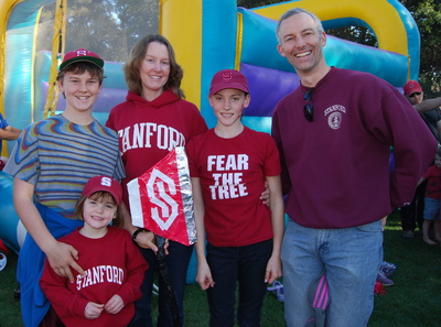 20131123-Family_at_Big_Game