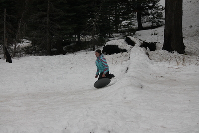 20140215.1704-IMG_9735-Yosemite_West_snowplay