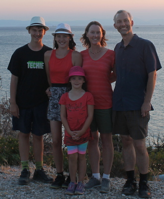 20150703_2035-Sounion_family_picture-almost_sunset