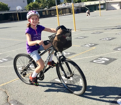 20170924.1606-cropped_IMG_1477-ERS_bike_ride_with_3rd_grade_teddy