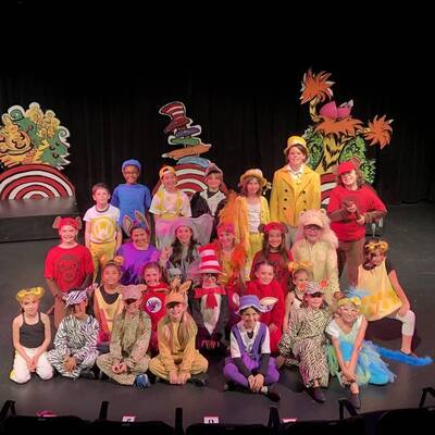20190426-58599120_2342888142414538-ERS_Seussical