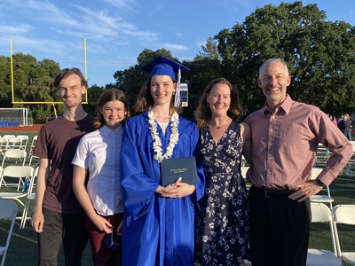 20210528_1915-IMG_3764-AMS_AHS_graduation