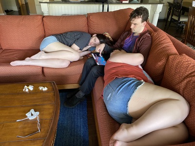 20220613_1337-IMG_7858-Kauai-kids_naps_on_couch