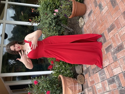20260425_1552-IMG_6463-ERS_Junior_Prom-Prep_on_patio