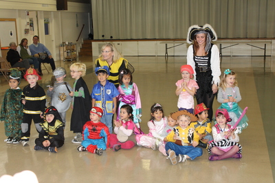 20121031.1209-IMG_2507-ERS_Preschool_Halloween_parade