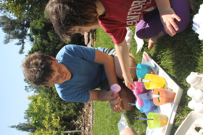 20140419.1215-IMG_1397-Easter_egg_dyeing