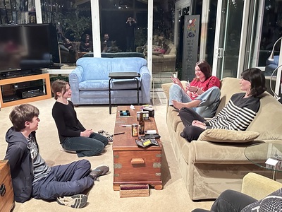 20241128_1838-IMG_8993-by_CE-Thanksgiving_games_with_NC_Engelbrechts_and_Grammie
