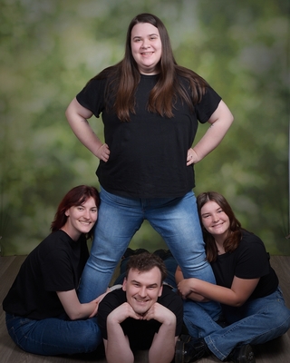 20250504_2343-9d59846e-dc1a-4a2e-bcb0-614f08057ebf-Smyth_Kids_Surprise_photo_shoot